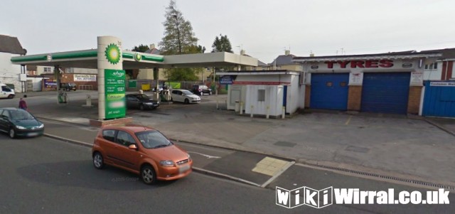 Attached picture Laird-St-Service-Station.jpg