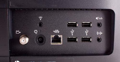 Attached picture 277606-hp-touchsmart-520-1070-rear-ports.jpg