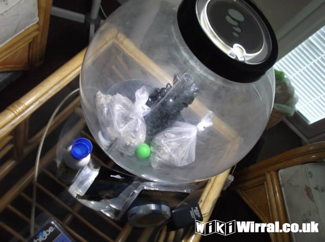 fishtank1.jpg fishtank1.jpg
