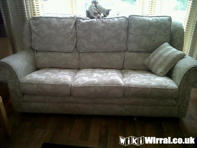 Attached picture sofa.jpg