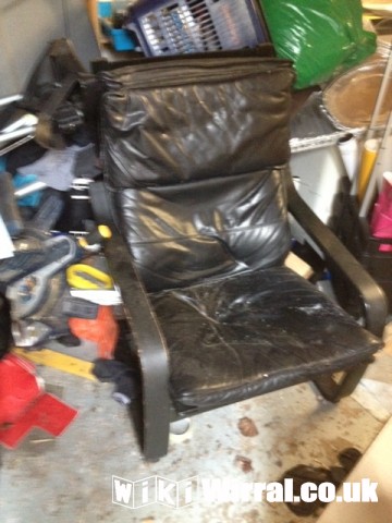 Attached picture chair.JPG